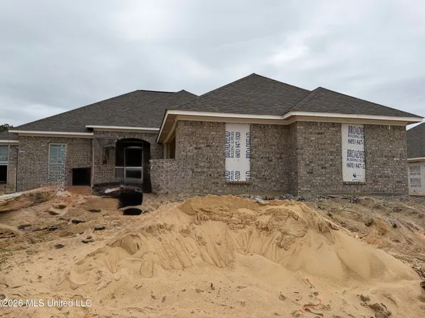 164 Madisonville Dr, Canton, MS 39046