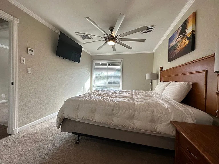140 Uwapo Rd #51203 — Photo 8