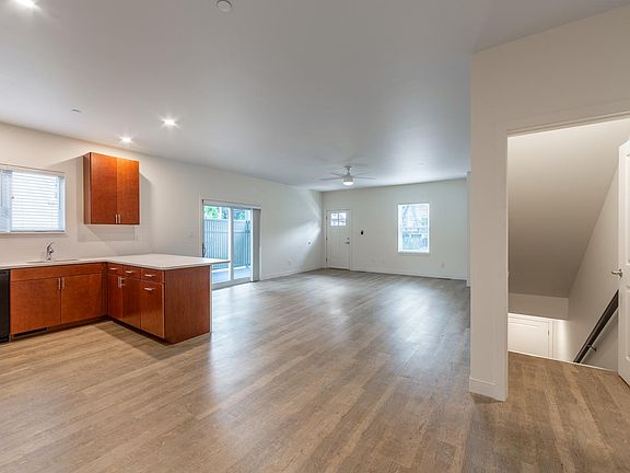 Kitchen & Living Area