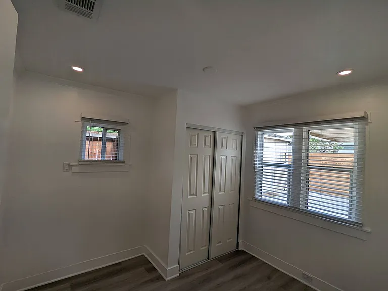 4041 Van Buren Pl — Photo 13