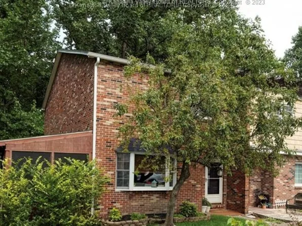 12 Saint Charles Pl, Charleston, WV 25314
