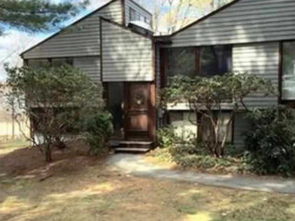 251 Brown Bear Xing, Acton, MA 01718