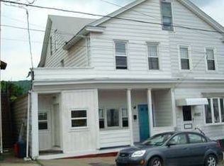 119 E Ruddle St, Coaldale, PA 18218