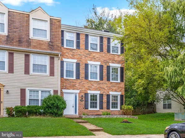6925 Storch Cir, Lanham, MD 20706