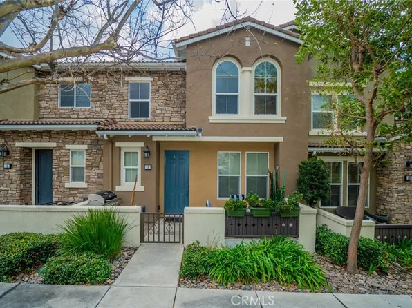 15723 Parkhouse Dr Unit 19, Fontana, CA 92336