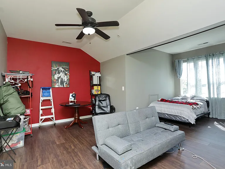 31 Steeplechase Dr — Photo 34