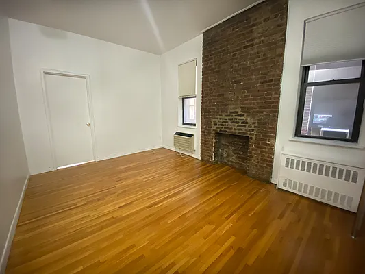 Rented by Corcoran | media 17
