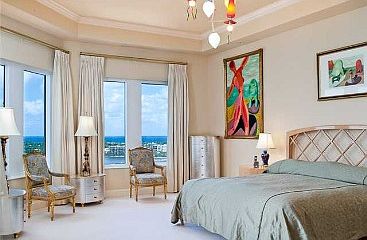 5th image of 622 N Flagler Dr APT 1203