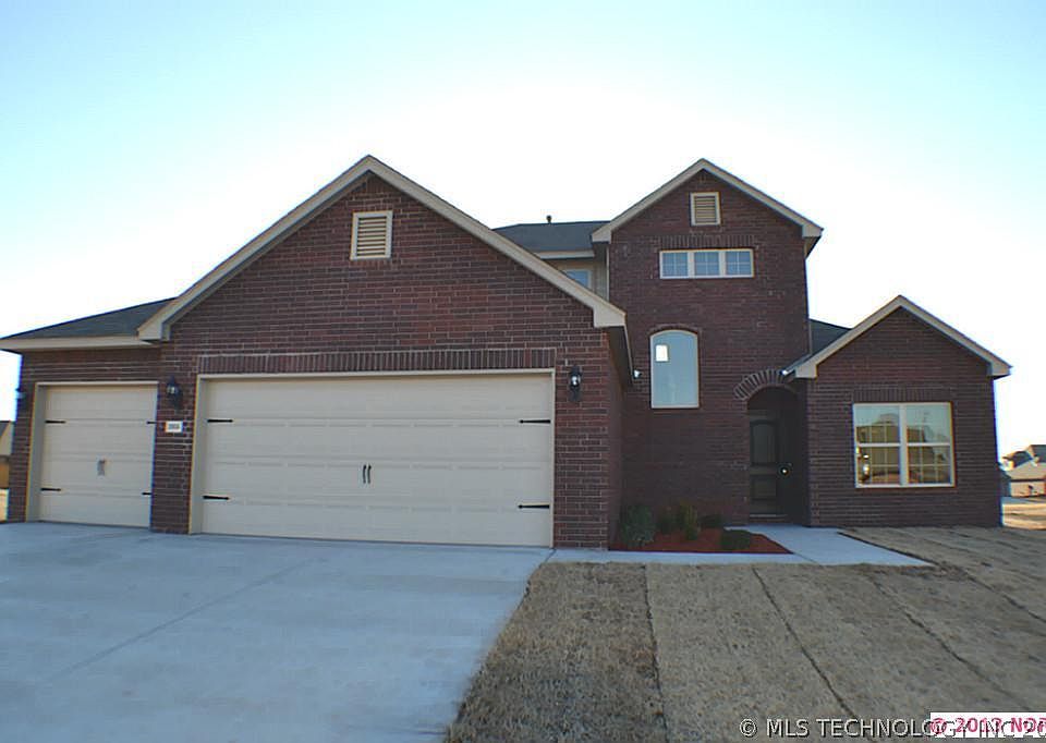 1st image of 20834 E 32nd Pl