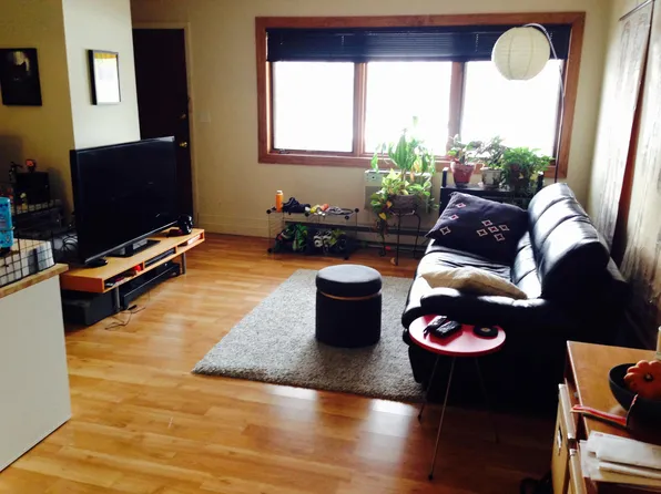 7132 N Harlem Ave #202, Chicago, IL 60631