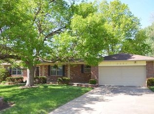 3251 E Independence St, Springfield, MO 65804