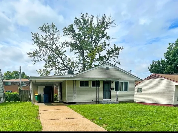 152 Perthshire Rd, Saint Louis, MO 63137