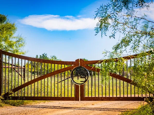2025 Jesses Run Rd, Graford, TX 76449
