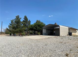 5425 Gorgonio Rd, Phelan, CA 92371