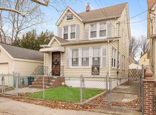 11611 169th St, Jamaica, NY 11434