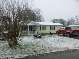 117 S High Knob Rd, La Follette, TN 37766