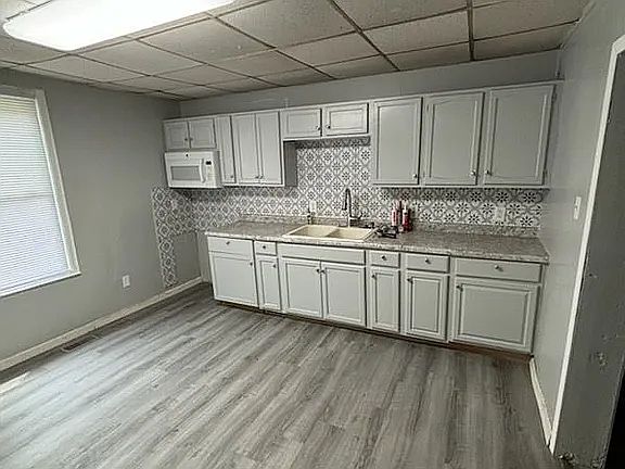 4th image of 1029 N 14th St