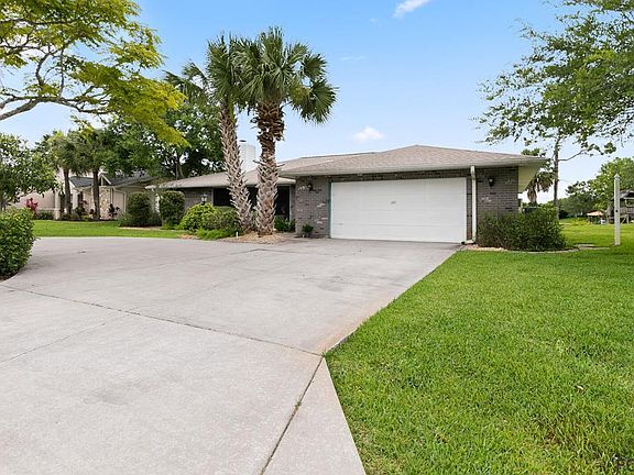 2nd image of 149 Florida Park Dr