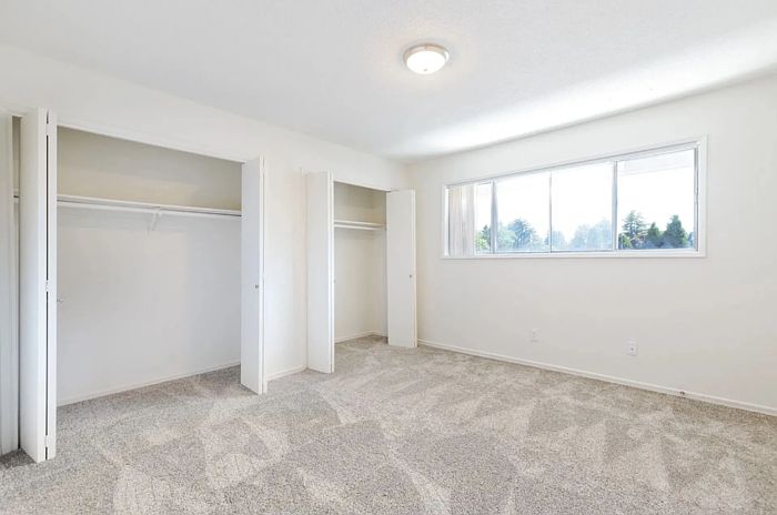 1st image of 9733 SE 43rd Ave #9733
