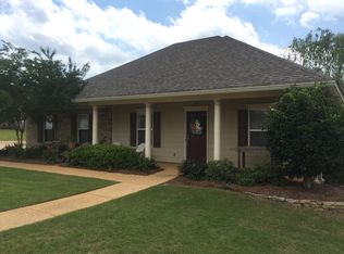 306 Old Town Cir, Brandon, MS 39042