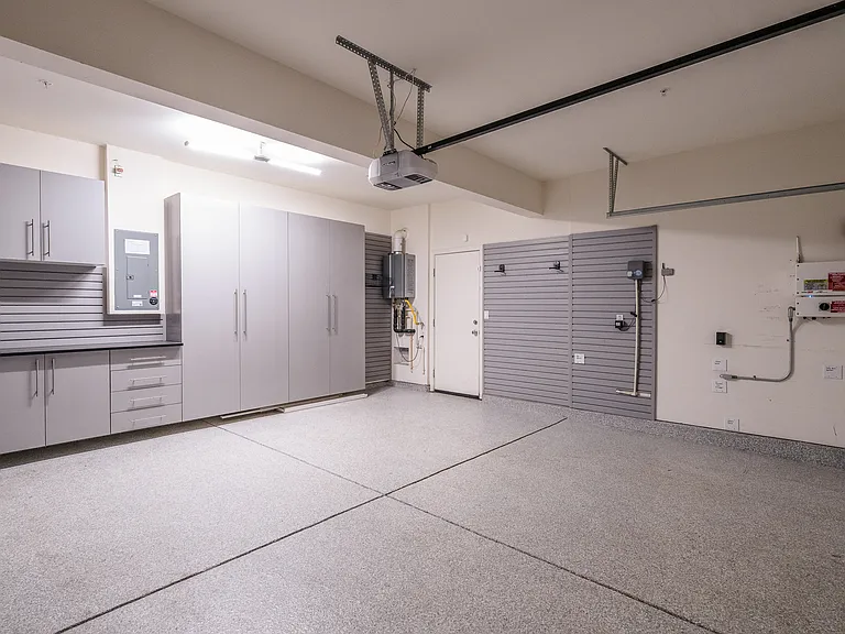 6576 Lopez Way — Photo 36