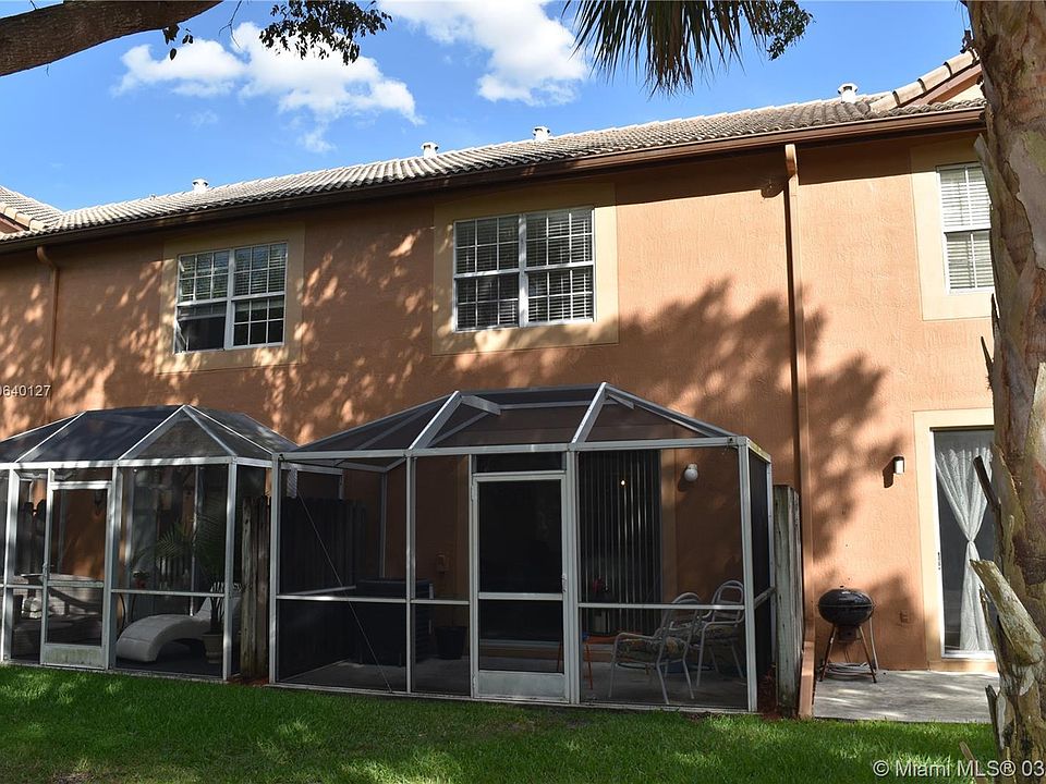 2nd image of 1395 Veracruz Ln