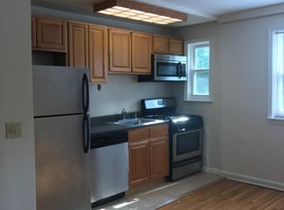 14 Riverside Dr #N3, Clark, NJ 07066