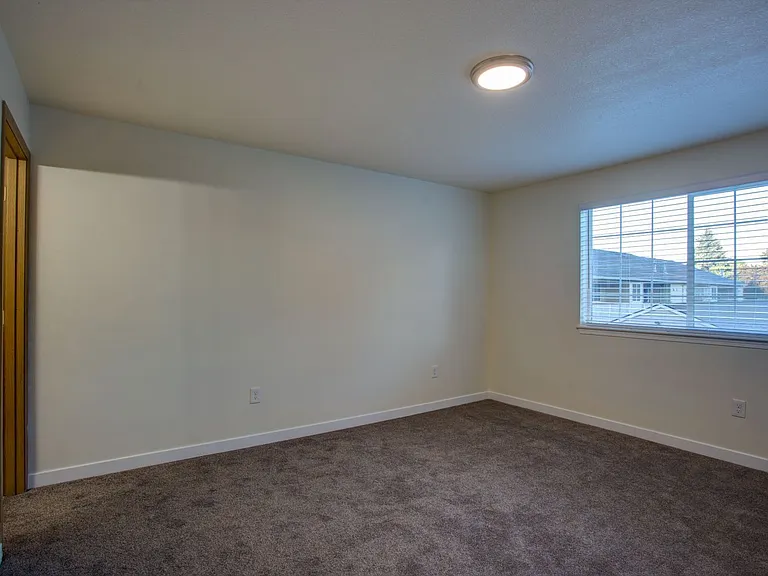 Tamarack Apartments — Photo 77