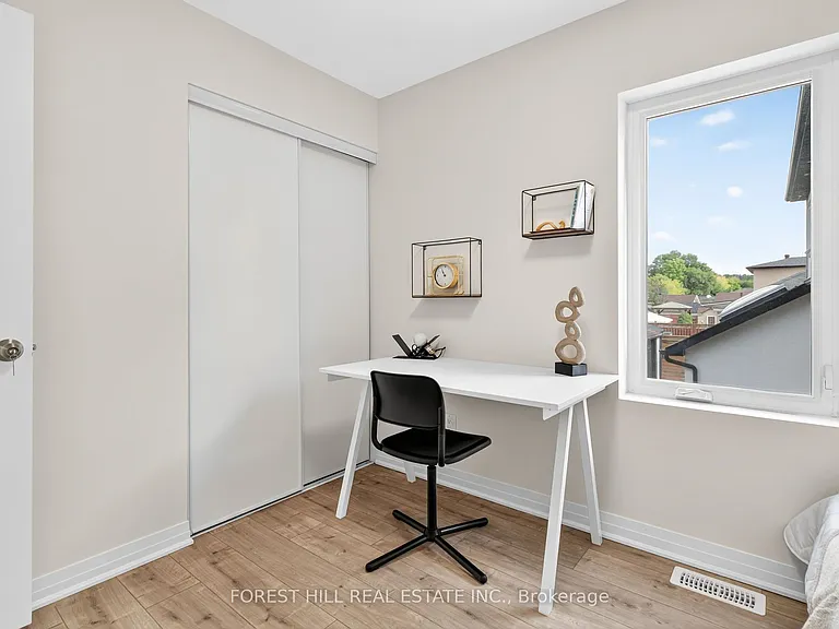 52 Albright Ave #D — Photo 16