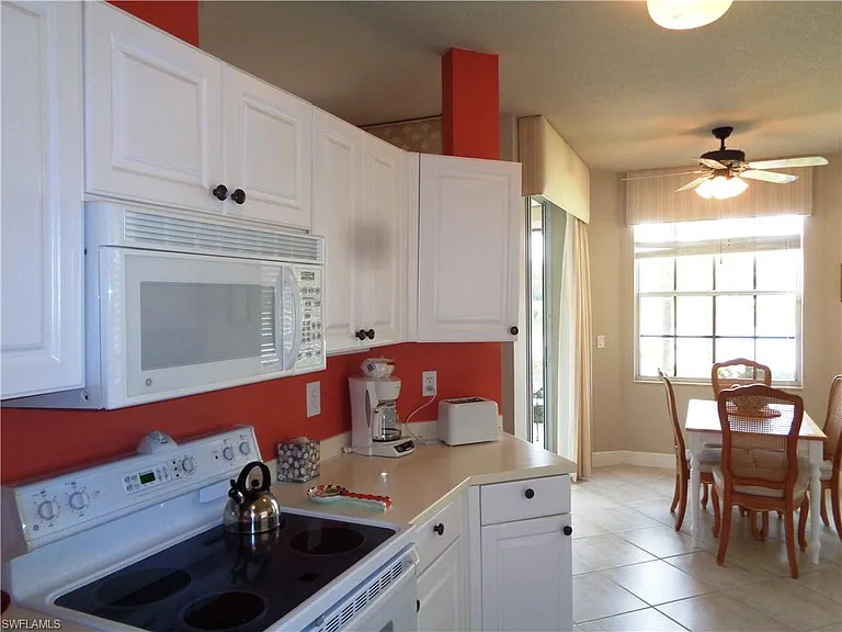 610 Laguna Royale Blvd #1002 — Photo 6