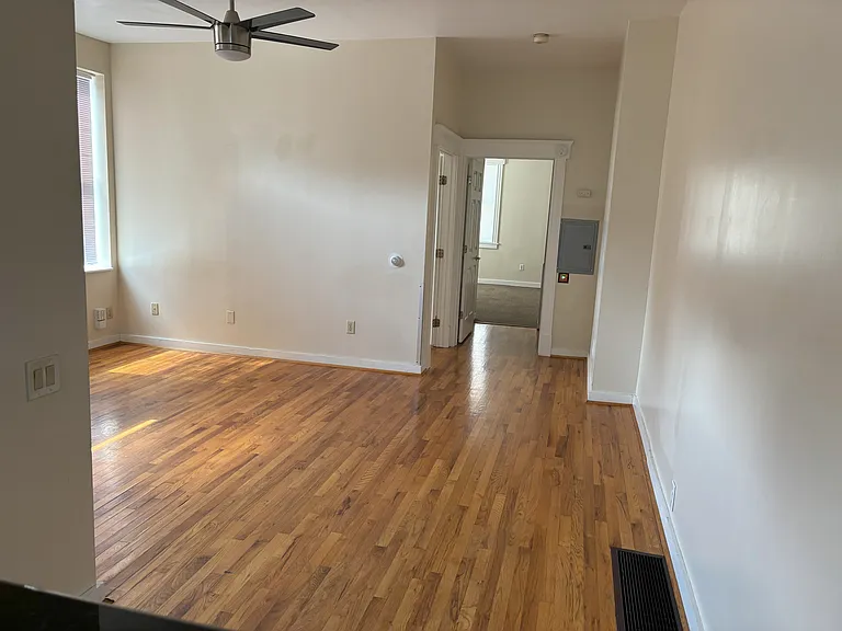 2315 Vine St #1 — Photo 15
