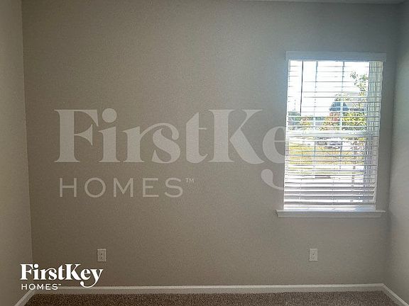 5th image of 636 Juniper Berry Rd