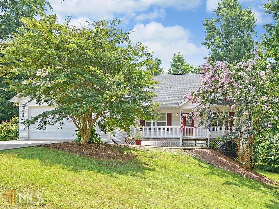 1st image of 181 Nickel Creek Dr #15