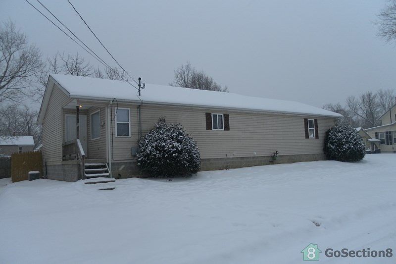 2nd image of 310 N Walnut St