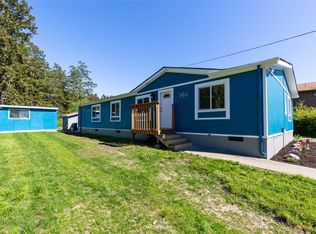 994 Donald Ave, Oak Harbor, WA