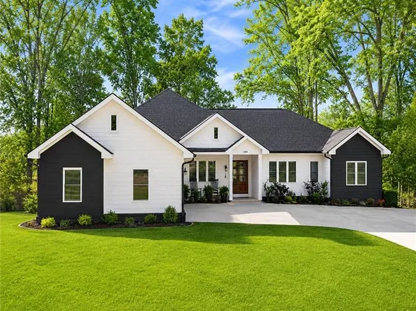 5384 Harris Cir, Atlanta, GA 30338