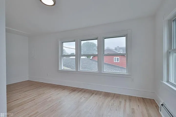 1154 Northampton St #3 — Photo 10