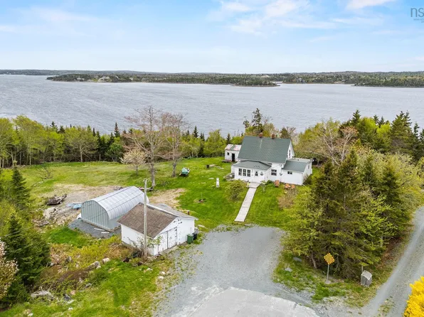 83 Baker Rd, Halifax, NS B0J 1P0