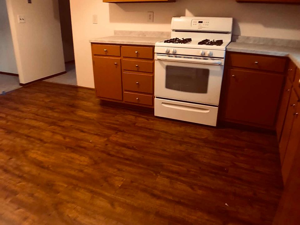 eat in kitchen