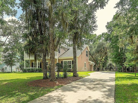 2nd image of 13 Osprey Road