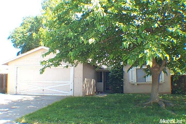 1st image of 4744 W Moorpark Way