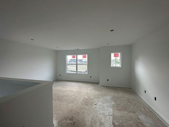 4th image of 17975 Paula Walk Ln
