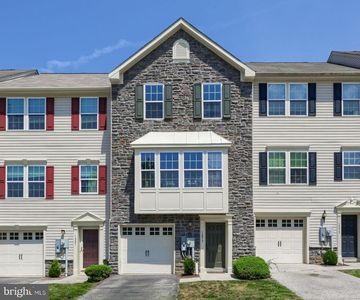 1277 Stonehaven Way, York, PA, 17403