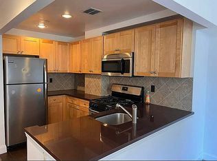 31-76 37th St #3A, Astoria, NY 11106