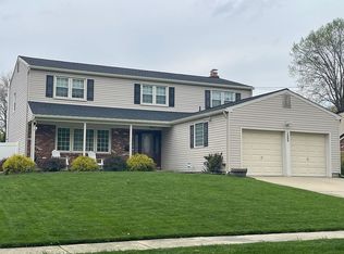 1220 Cardinal Lake Dr, Cherry Hill, NJ 08003