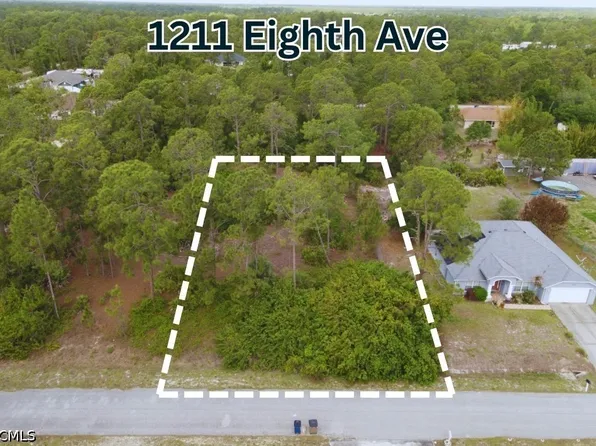 1211 8th Ave, Lehigh Acres, FL 33972