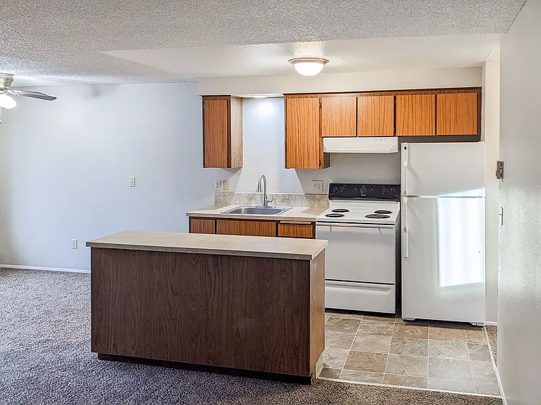 Apartment Complex ~ Murphy Manor — Photo 46