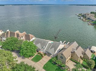 469 Edgewood Dr, Montgomery, TX 77356