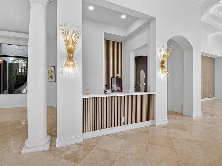 17921 Villa Club Way — Photo 19