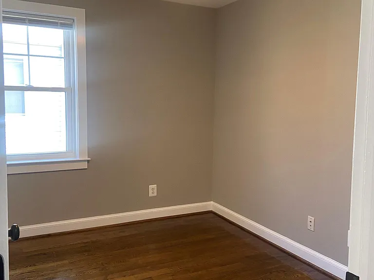 110-5 E Reed Ave — Photo 18